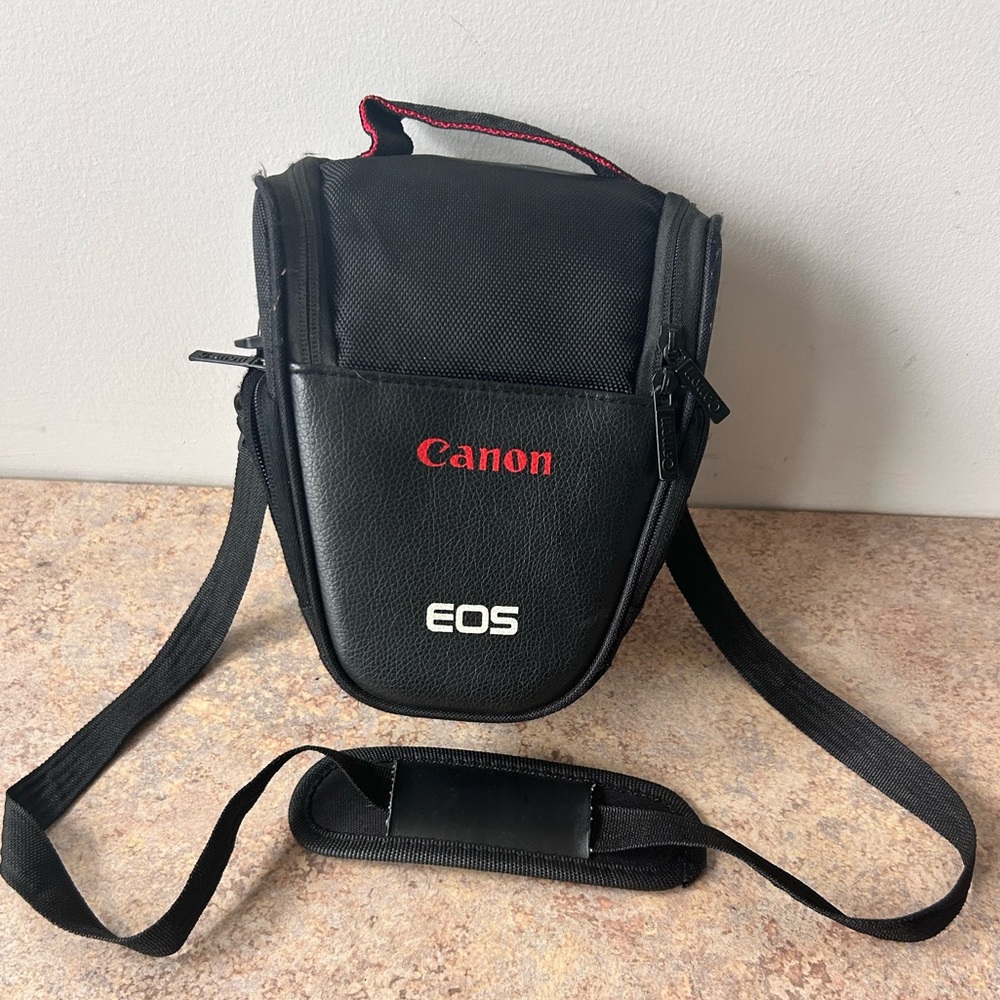 Canon EOS Camera Case with Shoulder Strap